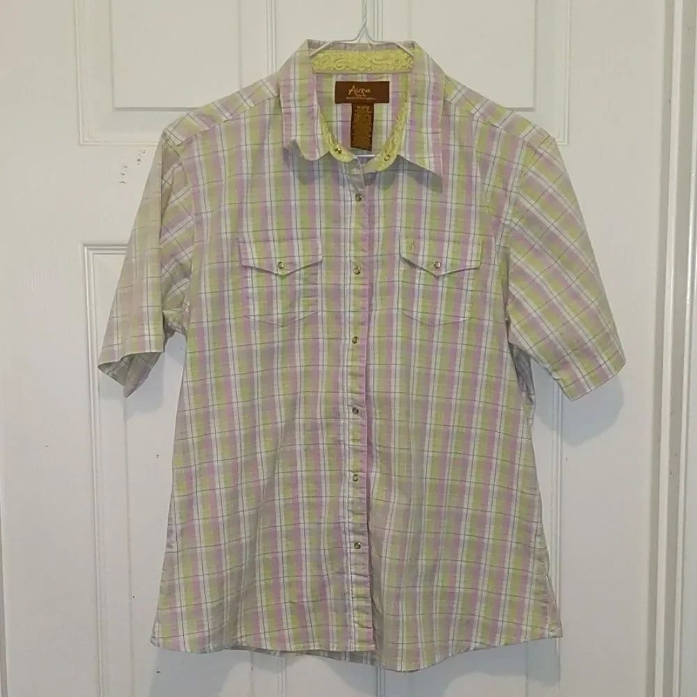 Aura plaid Western shirt Sz M NWOT